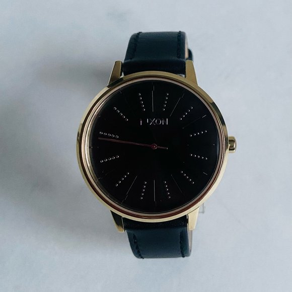 Nixon Kensington Leather 37mm Gold Black Silver - Picture 1 of 4
